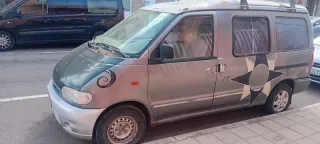 Nissan Vanette 2000