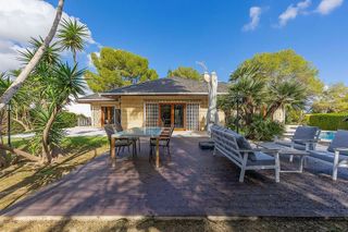 Chalet en venta en Campos de Golf - Villa Martin - Los Dolses en Orihuela