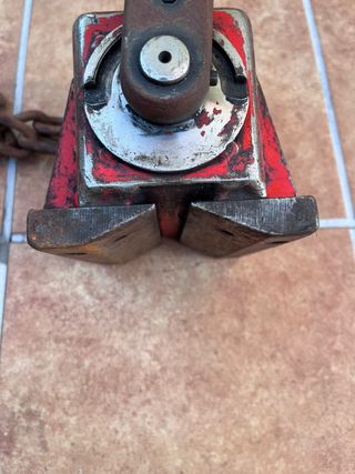 Soporte Imantado con Cadena y Palanca