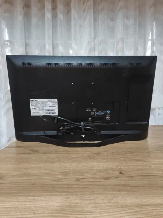 Televisión Philips 24" Negra