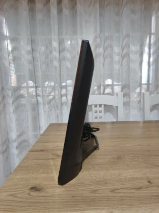 Televisión Philips 24" Negra