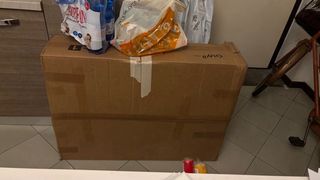 Tavolino da soggiorno bianco e arancione