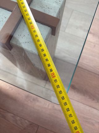 Mesa centro cristal templado y mármol