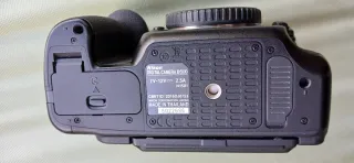 Nikon D500 NUEVA "CASI"