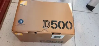 Nikon D500 NUEVA "CASI"