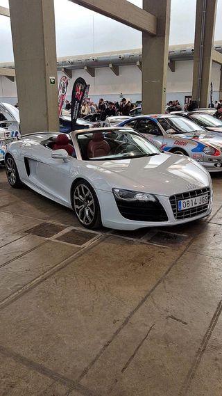 Audi R8 2012