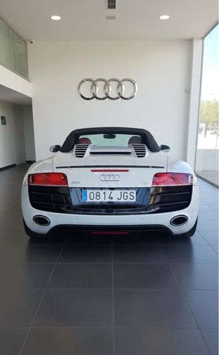 Audi R8 2012