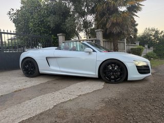 Audi R8 2012