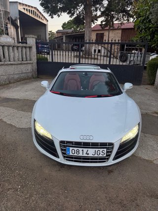 Audi R8 2012