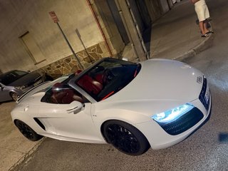 Audi R8 2012