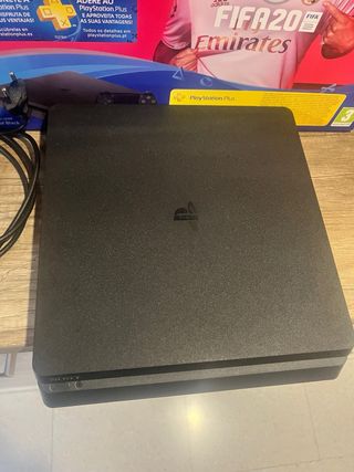 PS4 1TB FIFA 20 Edición Champions League