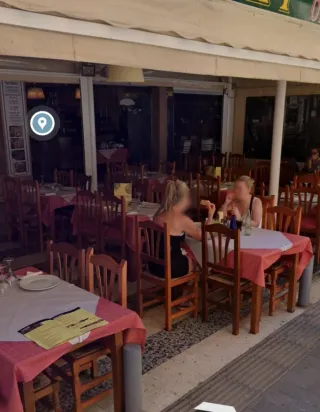 12 Mesas y 48 Sillas Pino Macizo