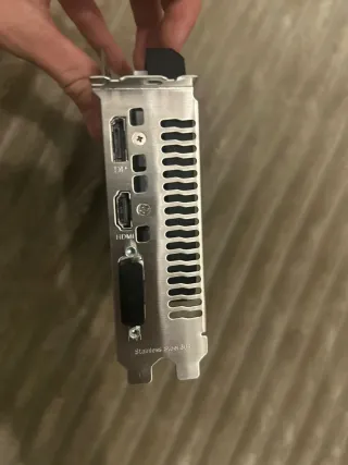 Tarjeta Gráfica Asus GTX 1650 Mini OC 4GB GDDR6