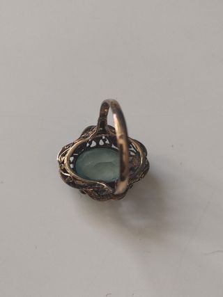 Anillo vintage filigrana con piedra azul ovalada
