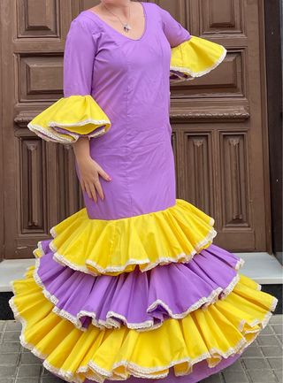 Traje de Flamenca Talla 48-50 PRECIOSO