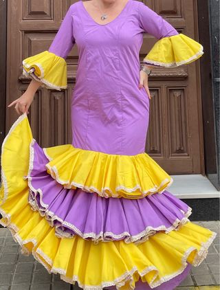 Traje de Flamenca Talla 48-50 PRECIOSO