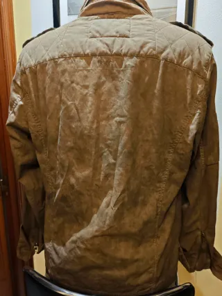 Cazadora Guess Militar Marrón/Verde Talla M