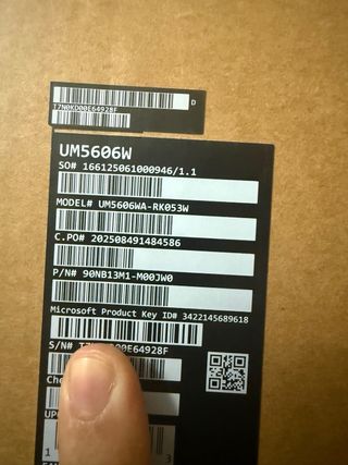 ASUS Zenbook S16 AI 9 32/1TB MEMORIA.