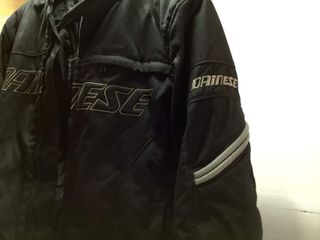 chaqueta motorista dainese sin