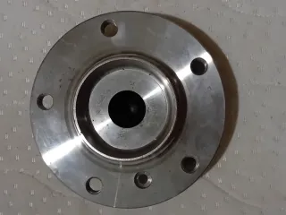 Buje Rueda Delantera BMW E60,E61,E63,E64.