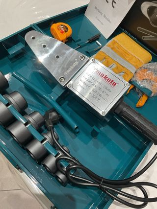 Polifusore per tubi in plastica Makota 2000W