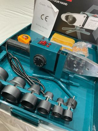 Polifusore per tubi in plastica Makota 2000W