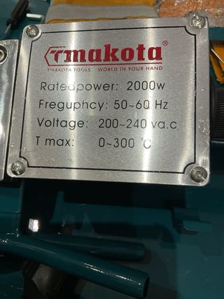 Polifusore per tubi in plastica Makota 2000W