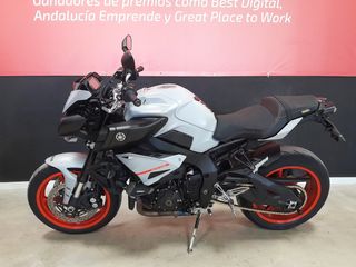 Yamaha MT 10