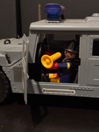 Hummer Robocop 1/18