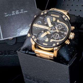Reloj Diesel Negro y Dorado