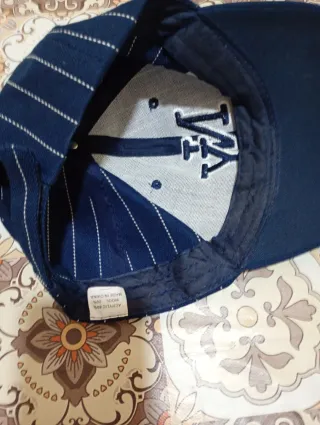 Berretto uomo NY righe bianche