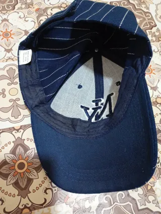 Berretto uomo NY righe bianche