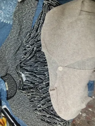 3 prendas: 2 hombreras y 1 cachemir