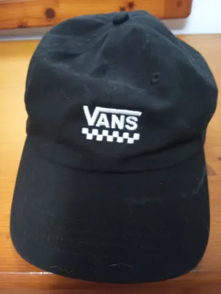 Gorra Vans Negra Logo Checkerboard