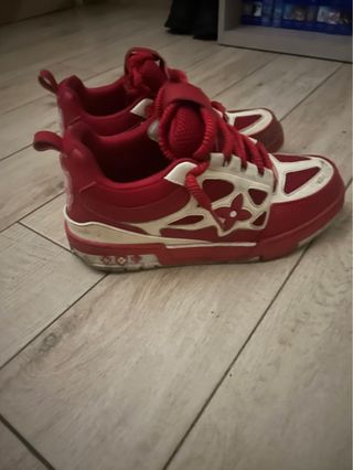 Scarpe Louis Vuitton rosse e bianche