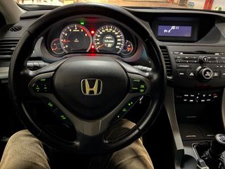 Honda Accord 2009 tourer