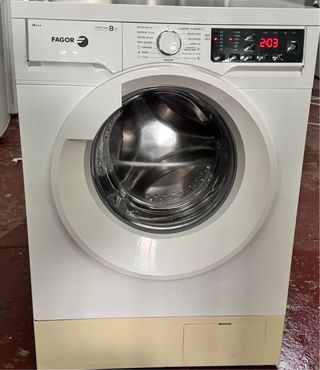 LAVADORA DE CARGA FRONTAL MARCA FAGOR DE 8 KILOS