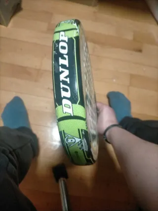 Pala de pádel Dunlop