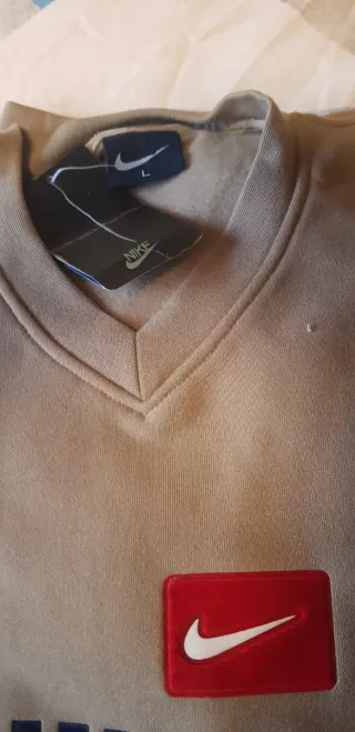 Sudadera Nike Polar Beige y Gris