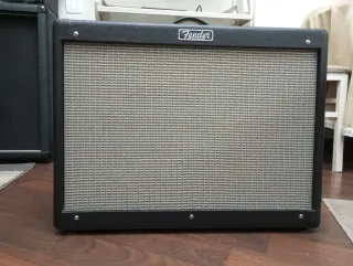 Fender Hot Rod Deluxe IV Amplificador Guitarra