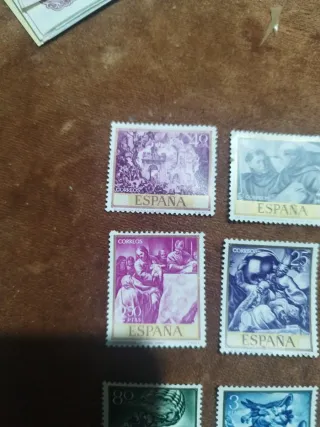 Lote 19 sellos España motivos religiosos