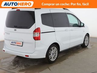 Ford Tourneo Courier 1.5 TDCi Titanium