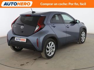 Toyota Aygo X Cross 1.0 Play
