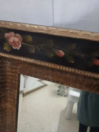 Espejo Decorativo Negro y Dorado