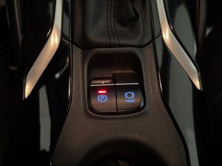 TOYOTA COROLLA 1.8 HYBRID ACTIVE TECH E-CVT 122 5P