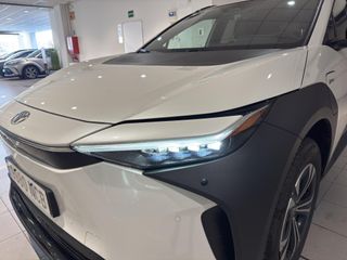 TOYOTA BZ4X BEV 71KWH 200E ADVANCE 204 5P