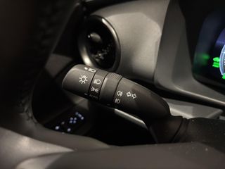 TOYOTA C-HR 2.0 PHEV HYBRID ADVANCE PLUS + SKYVIEW CVT 223 5P