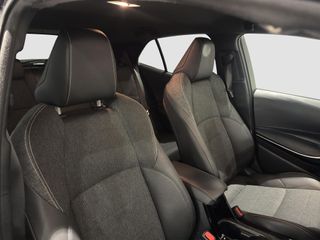 TOYOTA COROLLA 1.8 HYBRID STYLE E-CVT 122 5P