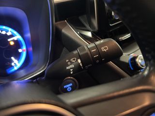 TOYOTA COROLLA 1.8 HYBRID STYLE E-CVT 122 5P