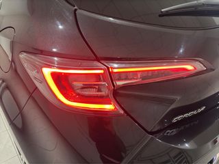 TOYOTA COROLLA 1.8 HYBRID STYLE E-CVT 122 5P